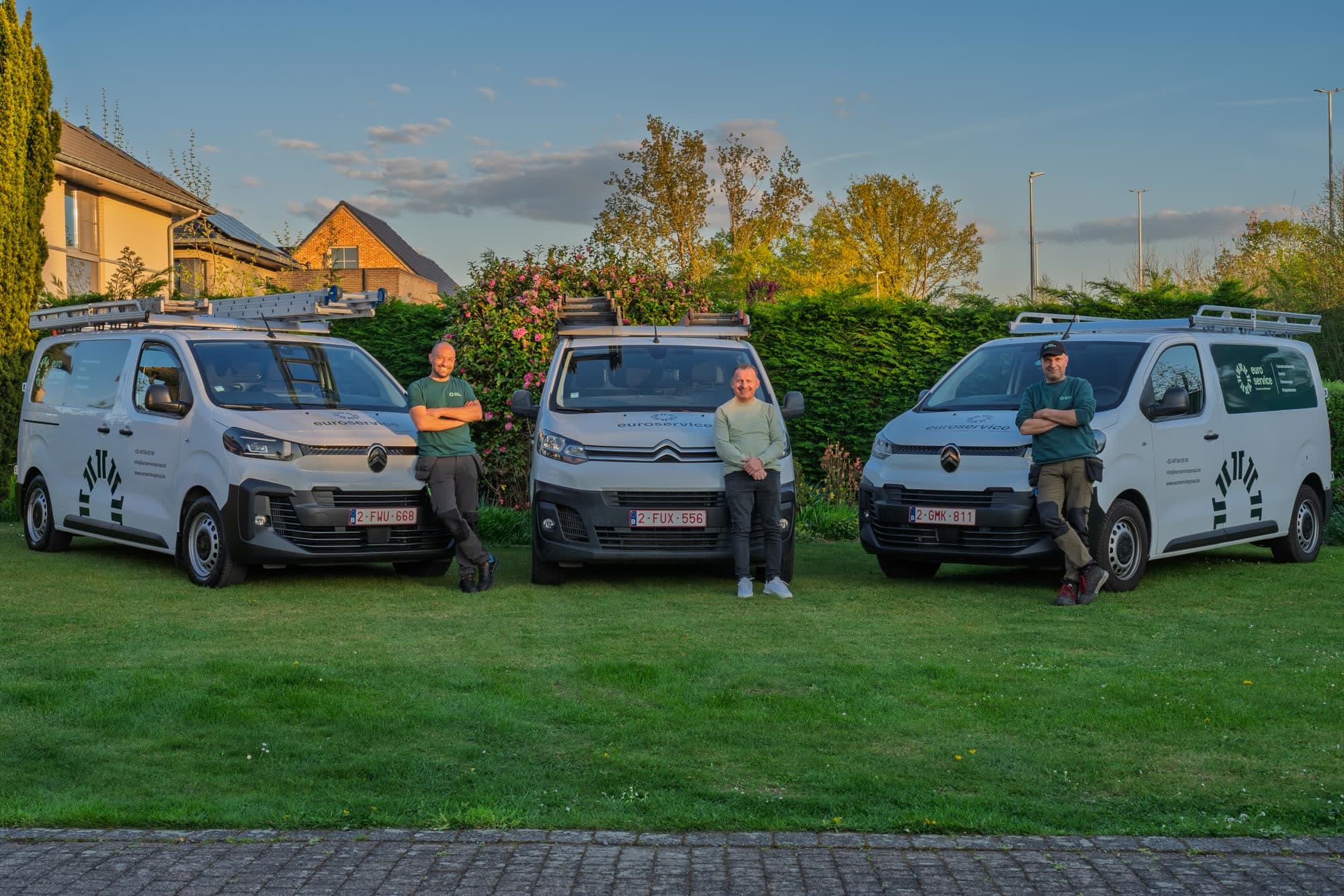 Team van Euroservice Group, inzetbaar voor vogelpinnen, roosters en kleine herstellingen